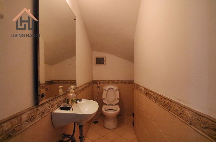 TAY HO – 04 bedrooms house with sauna available for rent TAY HO – 04 bedrooms house with sauna available for rent