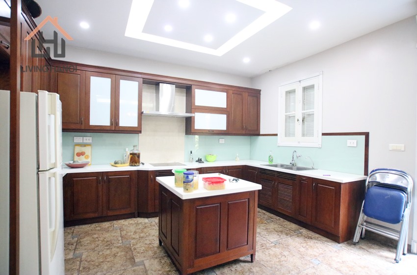 TAY HO – 04 bedrooms house with sauna available for rent TAY HO – 04 bedrooms house with sauna available for rent