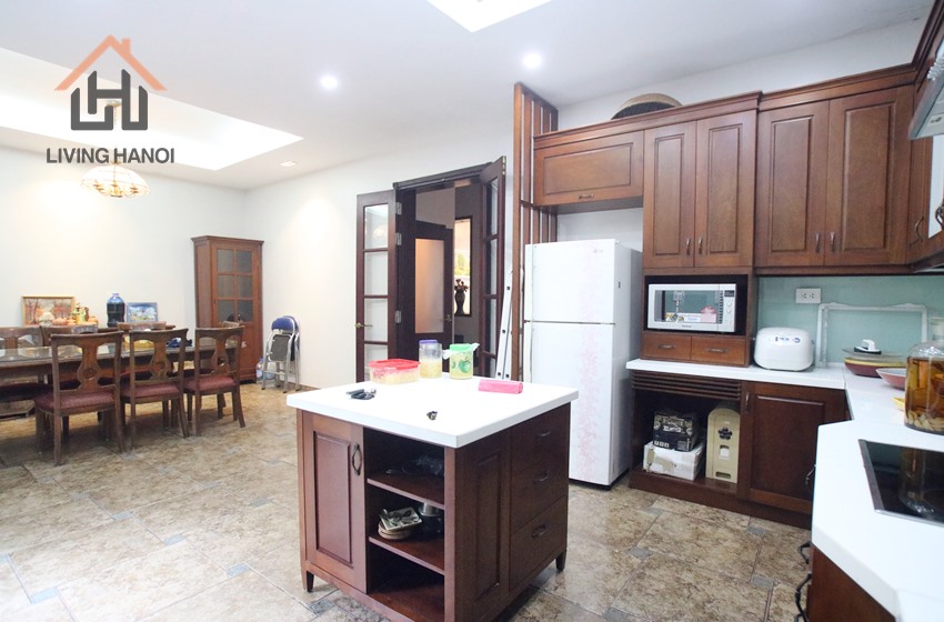 TAY HO – 04 bedrooms house with sauna available for rent TAY HO – 04 bedrooms house with sauna available for rent