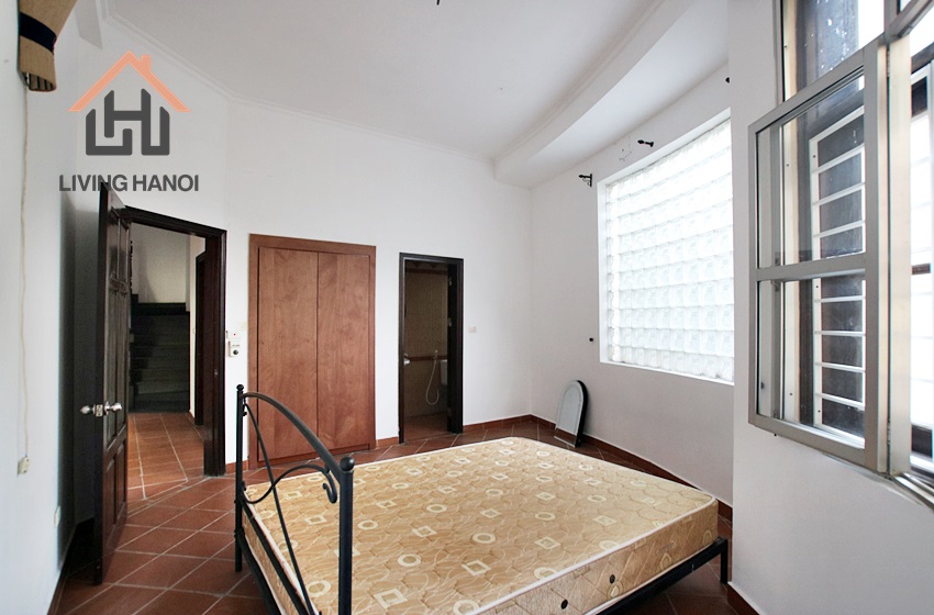 TAY HO – 04 bedrooms villa with terrace and swimming pool for rent TAY HO – 04 bedrooms villa with terrace and swimming pool for rent