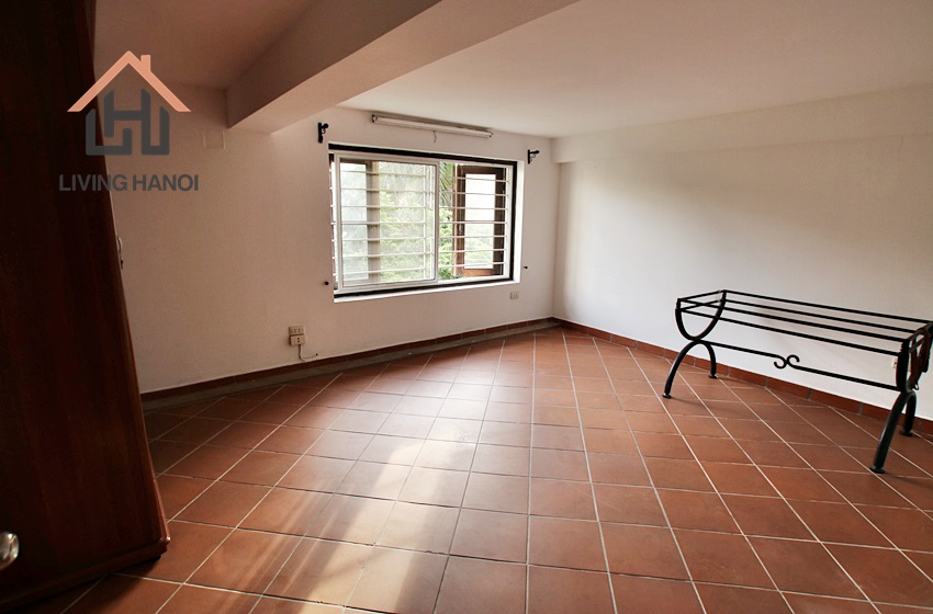 TAY HO – 04 bedrooms villa with terrace and swimming pool for rent TAY HO – 04 bedrooms villa with terrace and swimming pool for rent