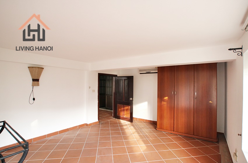 TAY HO – 04 bedrooms villa with terrace and swimming pool for rent TAY HO – 04 bedrooms villa with terrace and swimming pool for rent