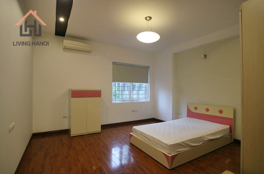 TAY HO – Affordable 05 bedrooms house available for rent TAY HO – Affordable 05 bedrooms house available for rent