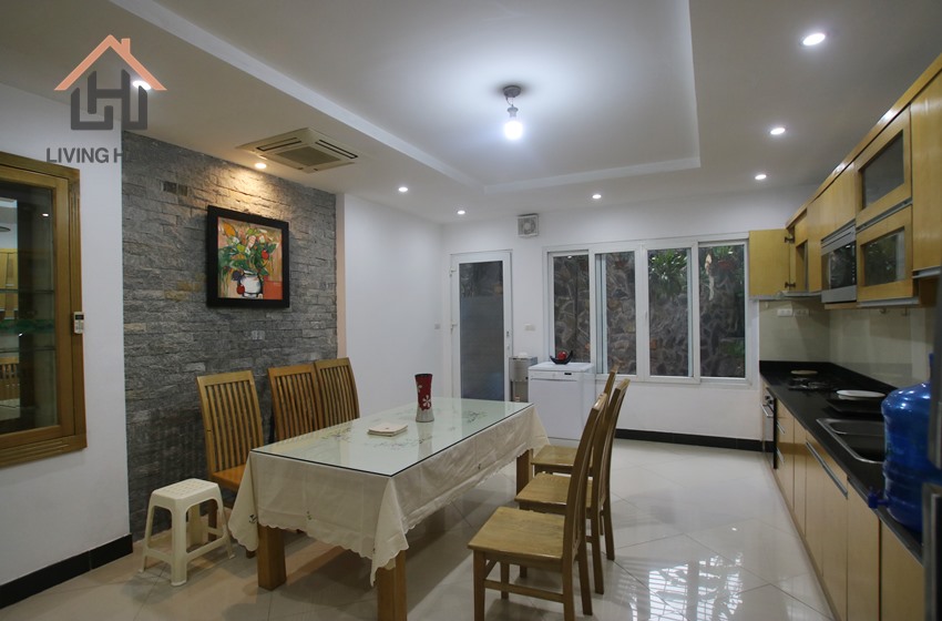 TAY HO – Affordable 05 bedrooms house available for rent TAY HO – Affordable 05 bedrooms house available for rent
