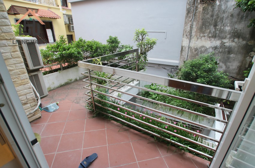 TAY HO – Affordable 05 bedrooms house available for rent TAY HO – Affordable 05 bedrooms house available for rent