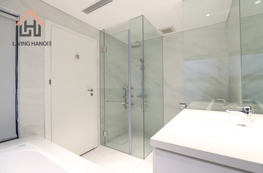 TAY HO – Brand new 02 bedrooms apartment with balcony and natural light available for rent TAY HO – Brand new 02 bedrooms apartment with balcony and natural light available for rent
