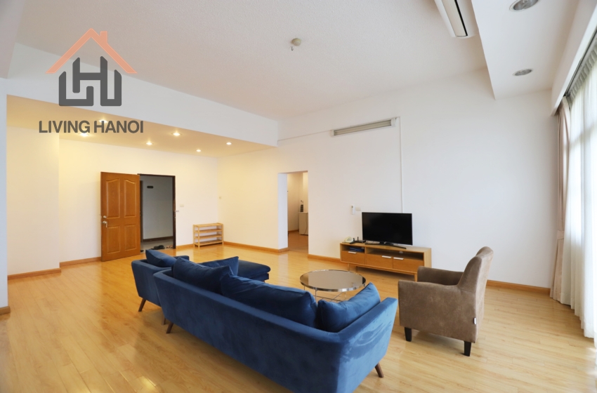 Three bedroom apartment with swimming pool for rent in Tay Ho, Hanoi. Three bedroom apartment with swimming pool for rent in Tay Ho, Hanoi.