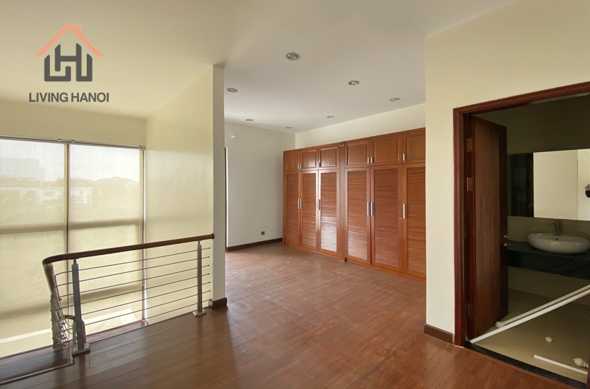 Unfurnished villa with 5 Bedroom in Q area, Ciputra, Hanoi Unfurnished villa with 5 Bedroom in Q area, Ciputra, Hanoi