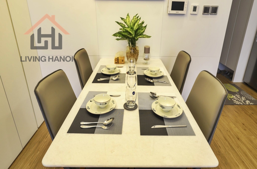 VINHOMES METROPOLIS – Highfloor 02 bedroom condominium for rent VINHOMES METROPOLIS – Highfloor 02 bedroom condominium for rent