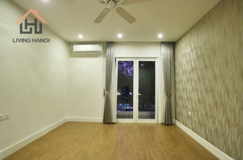 VINHOMES RIVERSIDE – Nice 04 bedroom house available for rent VINHOMES RIVERSIDE – Nice 04 bedroom house available for rent