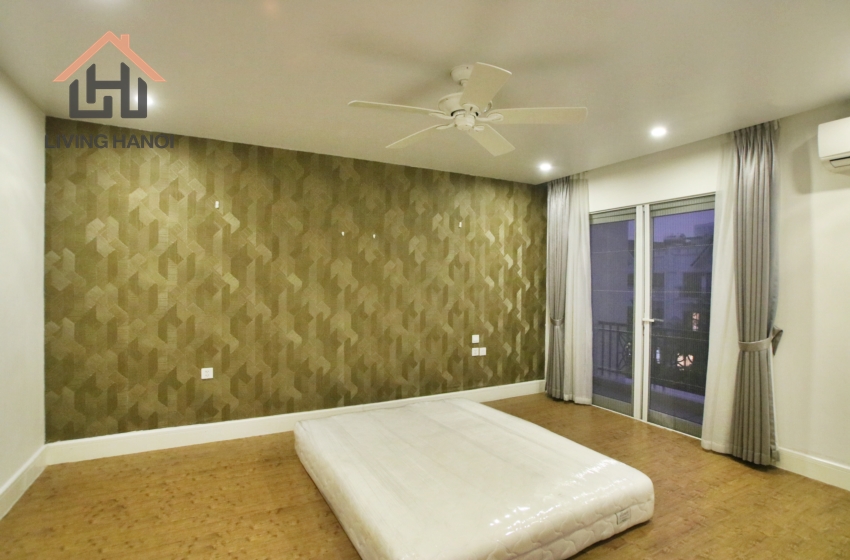 VINHOMES RIVERSIDE – Nice 04 bedroom house available for rent VINHOMES RIVERSIDE – Nice 04 bedroom house available for rent