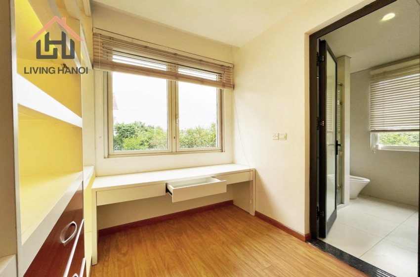 VINHOMES RIVERSIDE – Nice 04 bedroom house available for rent VINHOMES RIVERSIDE – Nice 04 bedroom house available for rent