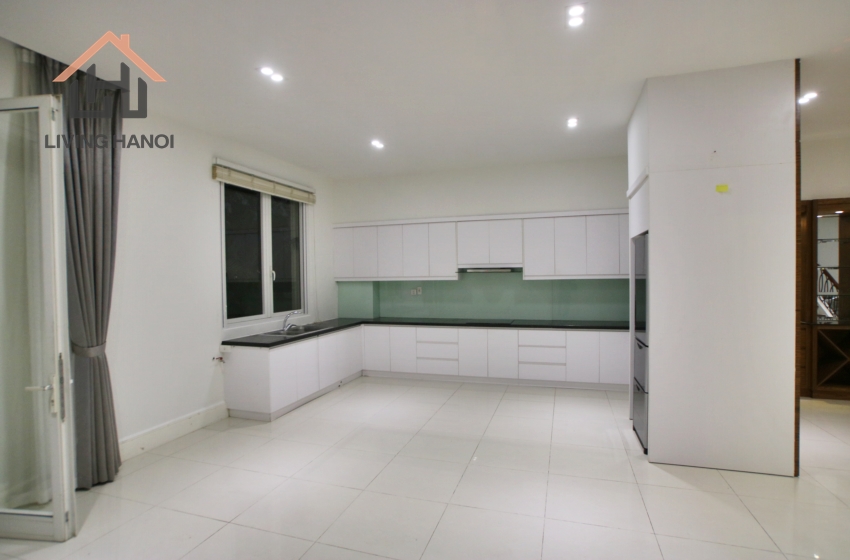 VINHOMES RIVERSIDE – Nice 04 bedroom house available for rent VINHOMES RIVERSIDE – Nice 04 bedroom house available for rent