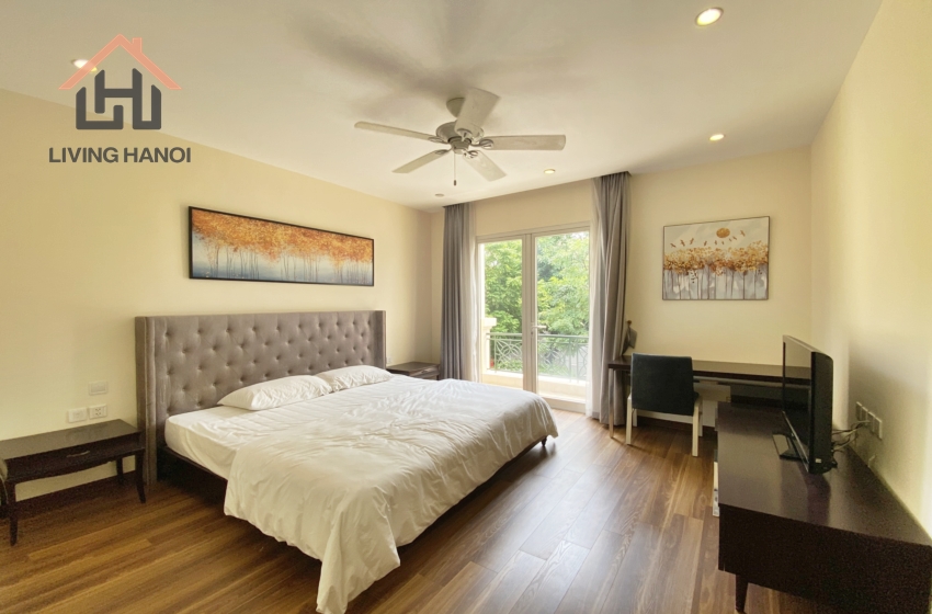 Well-designed 04 bedroom villa for rent in Vinhomes Riverside, Long Bien Well-designed 04 bedroom villa for rent in Vinhomes Riverside, Long Bien