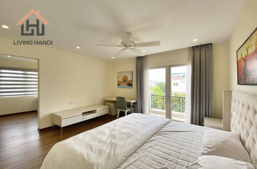 Well-designed 04 bedroom villa for rent in Vinhomes Riverside, Long Bien Well-designed 04 bedroom villa for rent in Vinhomes Riverside, Long Bien