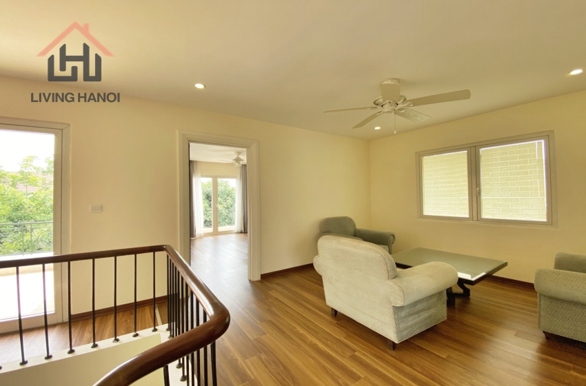 Well-designed 04 bedroom villa for rent in Vinhomes Riverside, Long Bien Well-designed 04 bedroom villa for rent in Vinhomes Riverside, Long Bien