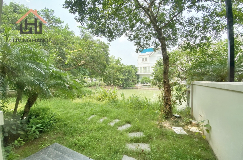 Well-designed 04 bedroom villa for rent in Vinhomes Riverside, Long Bien Well-designed 04 bedroom villa for rent in Vinhomes Riverside, Long Bien