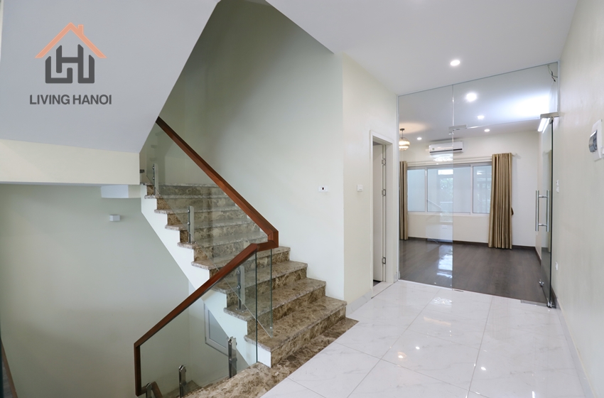 Well-designed & spacious 04 bedroom house for rent in Tay Ho, Hanoi Well-designed & spacious 04 bedroom house for rent in Tay Ho, Hanoi