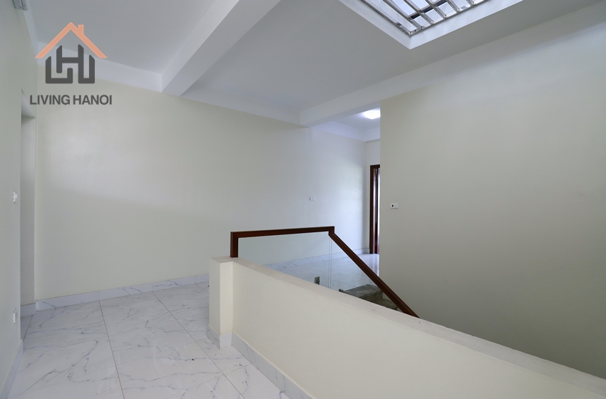 Well-designed & spacious 04 bedroom house for rent in Tay Ho, Hanoi Well-designed & spacious 04 bedroom house for rent in Tay Ho, Hanoi