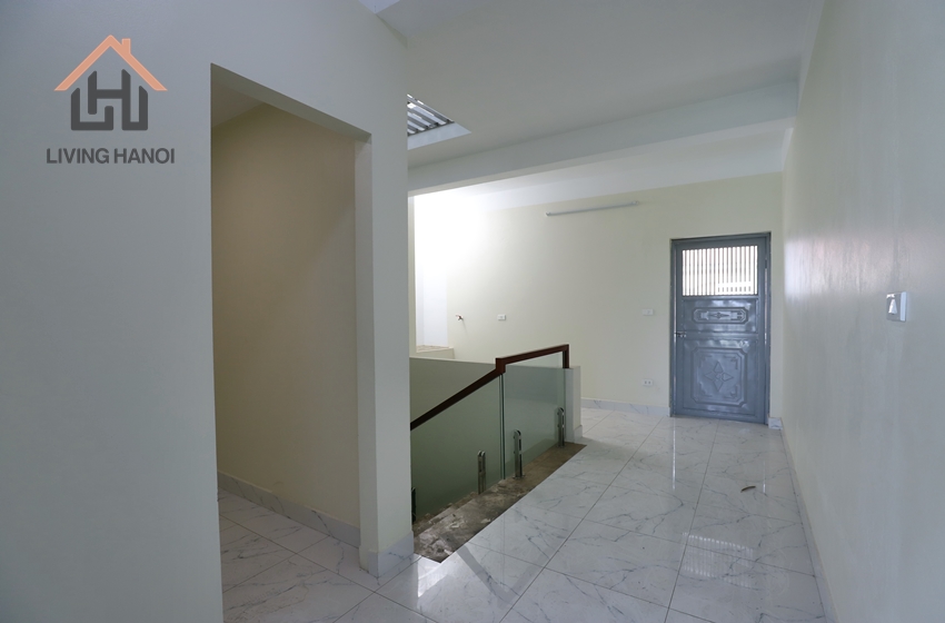 Well-designed & spacious 04 bedroom house for rent in Tay Ho, Hanoi Well-designed & spacious 04 bedroom house for rent in Tay Ho, Hanoi