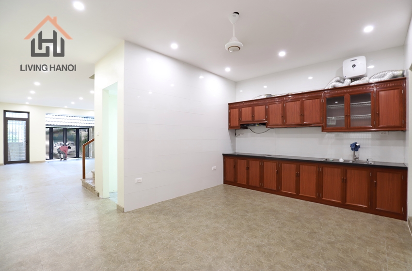 Well-designed & spacious 04 bedroom house for rent in Tay Ho, Hanoi Well-designed & spacious 04 bedroom house for rent in Tay Ho, Hanoi