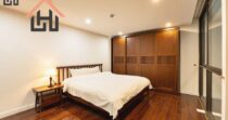 Beautiful 3 bedroom serviced apartment with lake view for rent in Tay Ho, Hanoi Beautiful 3 bedroom serviced apartment with lake view for rent in Tay Ho, Hanoi