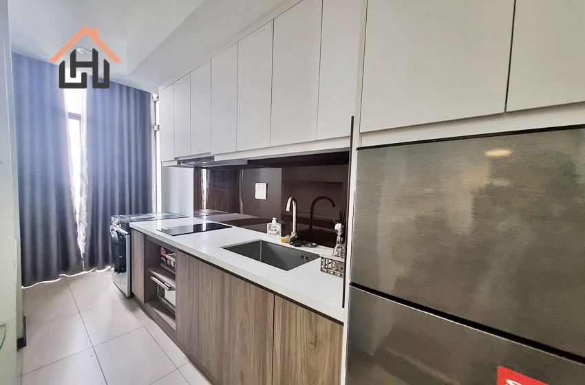 Modern 1 bedroom apartment for rent in the heart of Ba Dinh