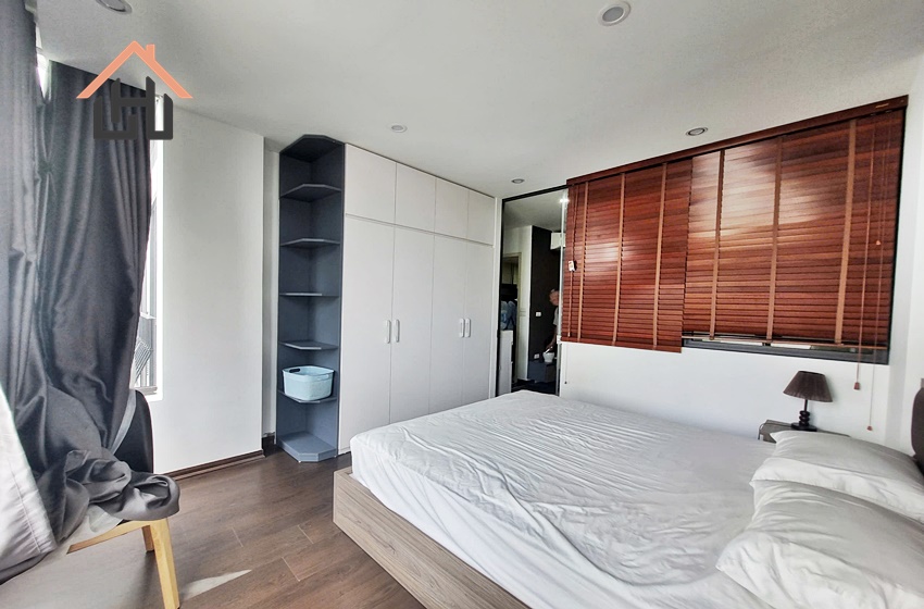 Modern 1 bedroom apartment for rent in the heart of Ba Dinh