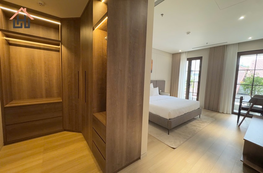 Brand-new apartment with 𝐅𝐔𝐋𝐋𝐘 𝐅𝐔𝐑𝐍𝐈𝐒𝐇𝐄𝐃 in Hai Ba Trung Hanoi