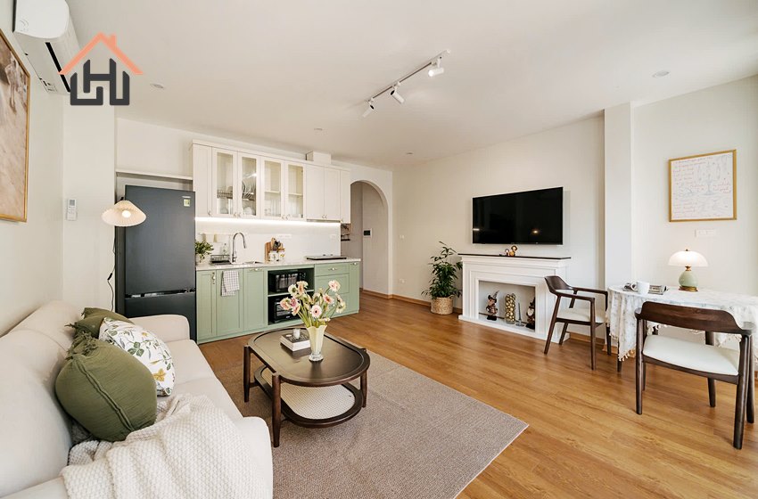 Beautiful 1 bedroom serviced apartment for rent in Hai Ba Trung area, Hanoi