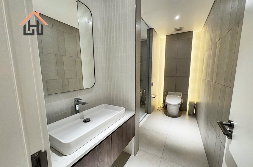 Modern 1 bedroom serviced apartment for rent in Hai Ba Trung area, Hanoi