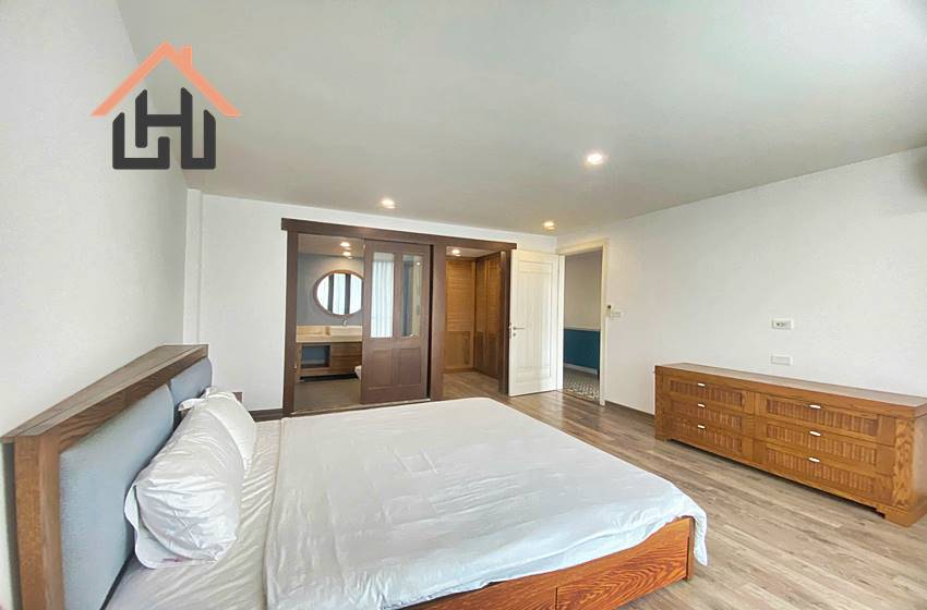 Nice and moderm apartment with balcony in Tay Ho, Hanoi