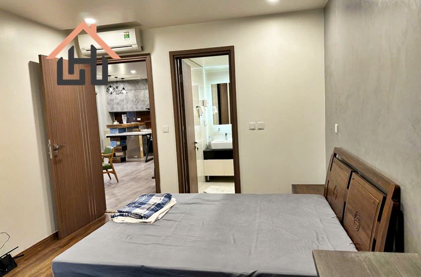 Fully furnished 02 bedroom condominium for rent in Ciputra, Ha Noi