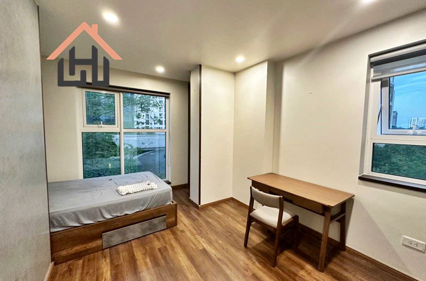 Fully furnished 02 bedroom condominium for rent in Ciputra, Ha Noi