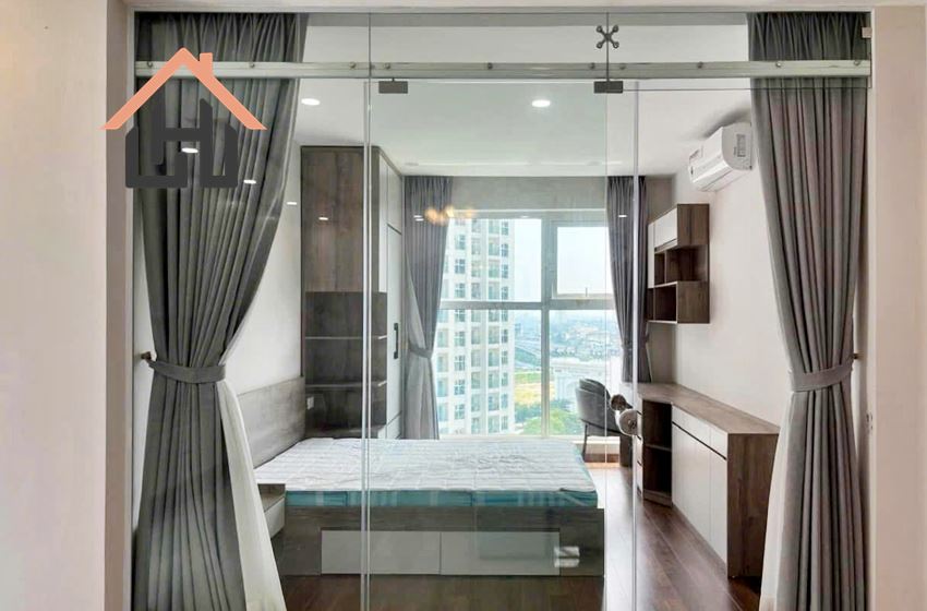 Modern 3 bedroom condominium for rent in Ciputra, Hanoi