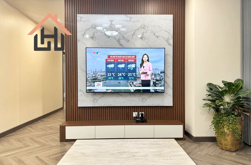 Spacious 3 bedroom condominium for rent in Royal City, Hanoi