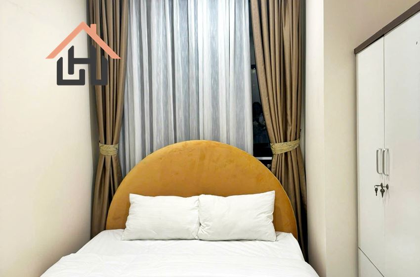 Spacious 3 bedroom condominium for rent in Royal City, Hanoi