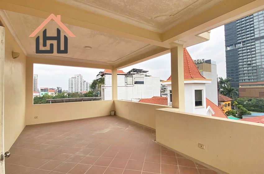 Spacious 5-Bedroom Villa in Tay Ho, Hanoi