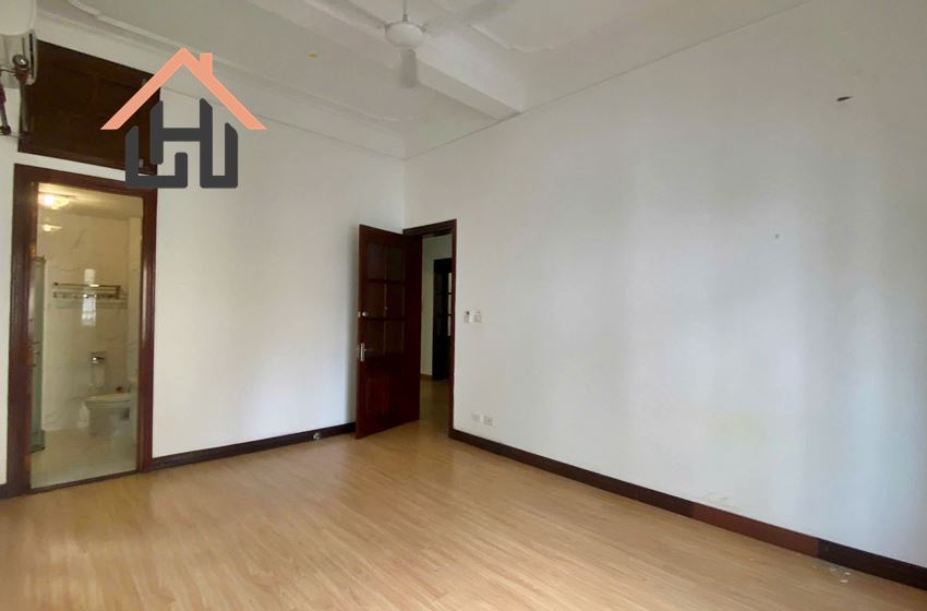 Private & Peaceful 5-Bedroom Villa in Tay Ho, Hanoi