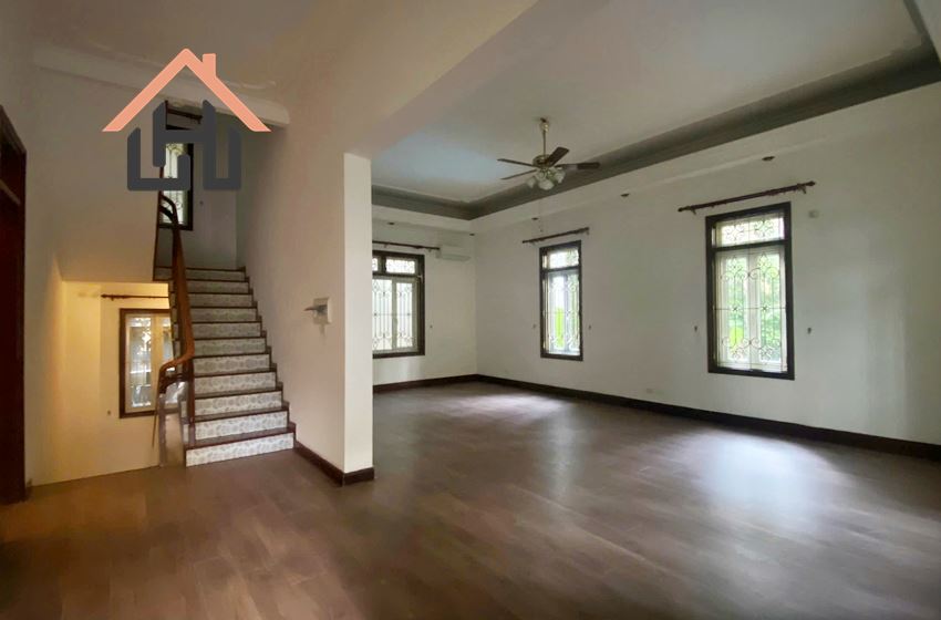 Private & Peaceful 5-Bedroom Villa in Tay Ho, Hanoi