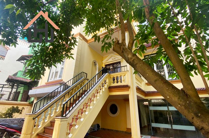 Private & Peaceful 5-Bedroom Villa in Tay Ho, Hanoi