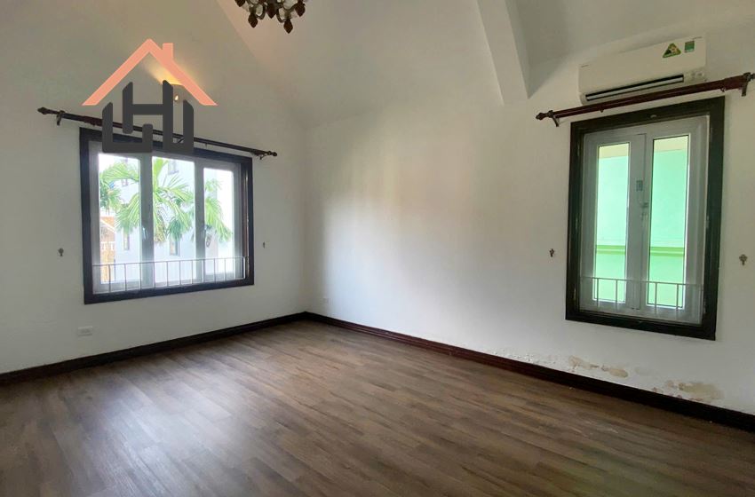 Private & Peaceful 5-Bedroom Villa in Tay Ho, Hanoi