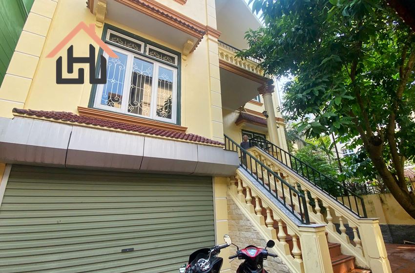 Private & Peaceful 5-Bedroom Villa in Tay Ho, Hanoi