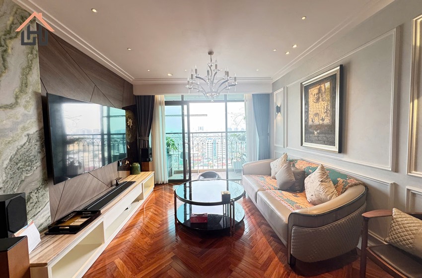 Convenient and Private Living Apartment in Hoang Thanh Tower