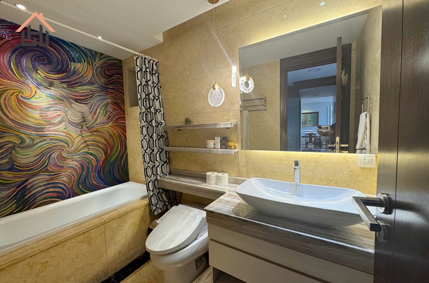 Convenient and Private Living Apartment in Hoang Thanh Tower