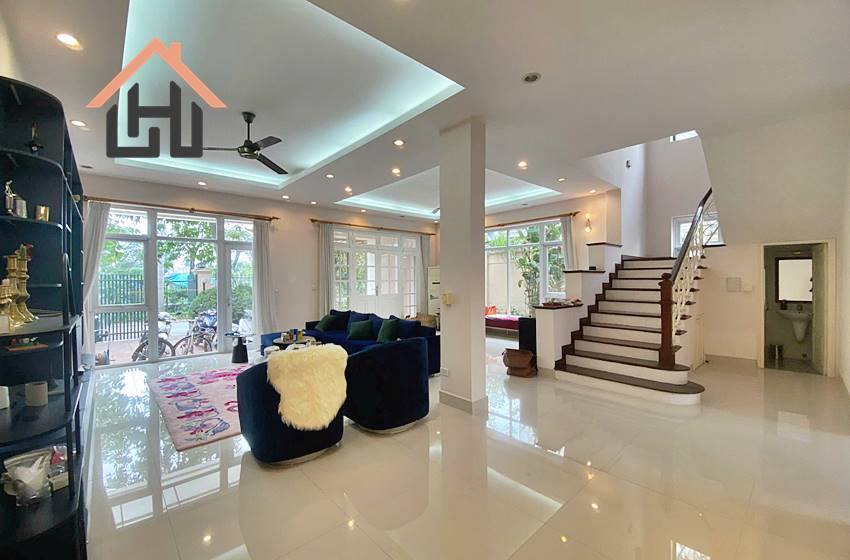 Bright house with 5 bedrooms  for rent in Ciputra, Hanoi