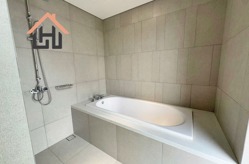 Elegant 2-Bedroom Apartment in the Heart of Hai Ba Trung – Modern Living with City View