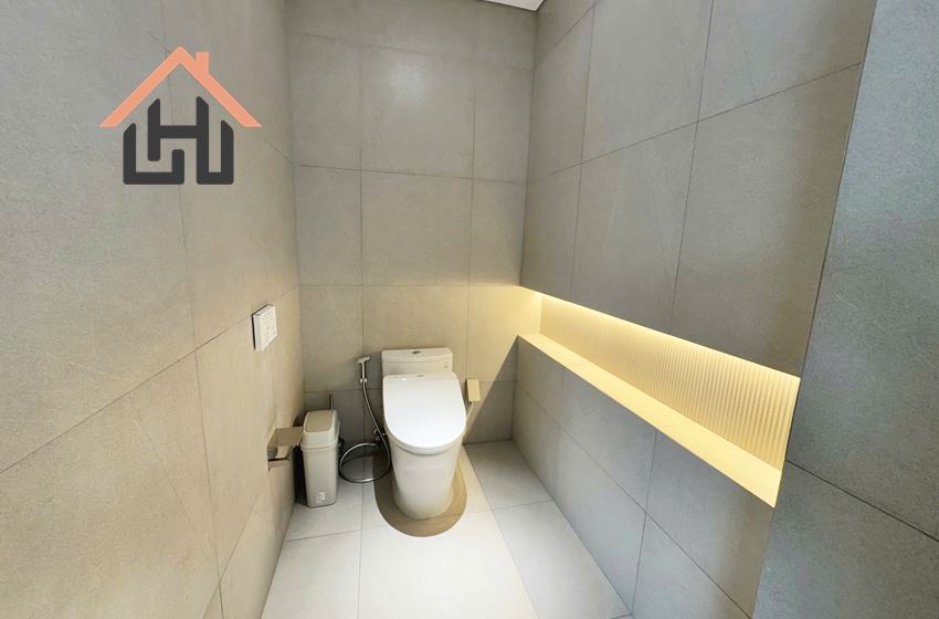 Elegant 2-Bedroom Apartment in the Heart of Hai Ba Trung – Modern Living with City View