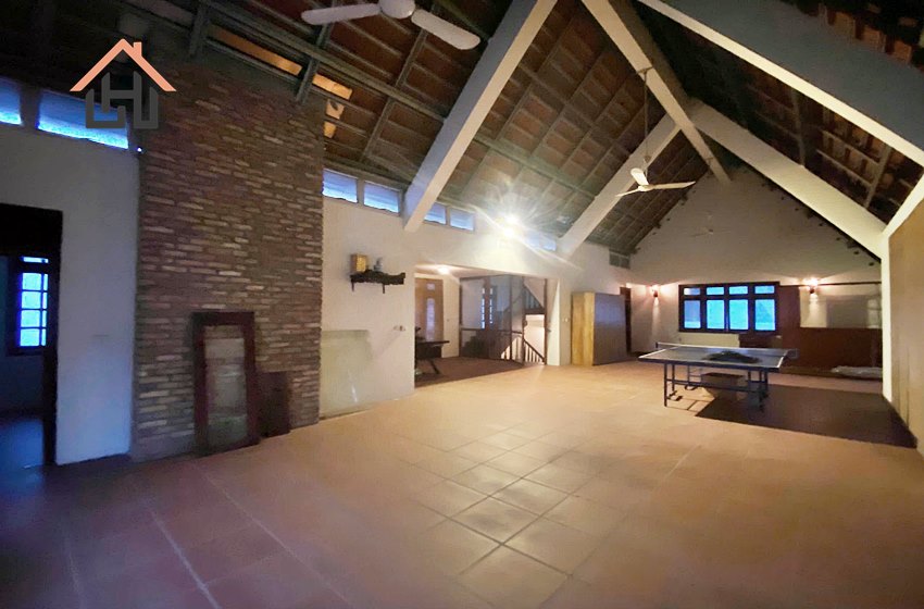 Spacious 5 bedroom villa with a swimming pool in Tay Ho, Hanoi