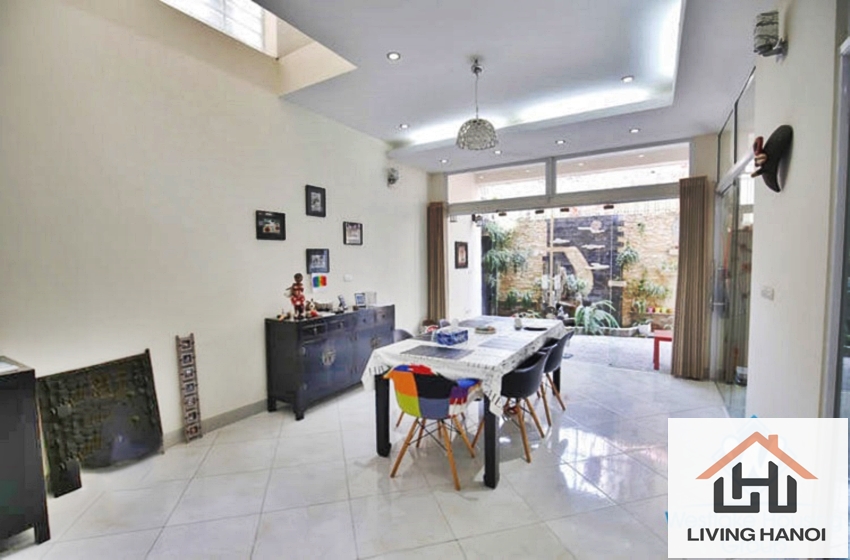 04 bedrooms house for rent in Tay Ho, Hanoi